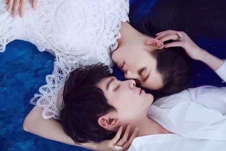 救援秀气的男孩