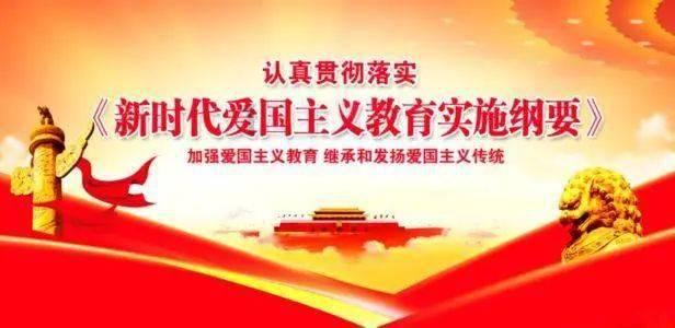 可爱啄木鸟逃脱
