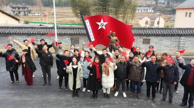 我是漓江边的什么作文怎么写？游戏画面