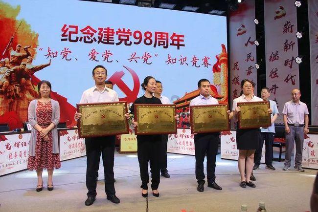 为什么我们越来越厌倦对方了？游戏画面