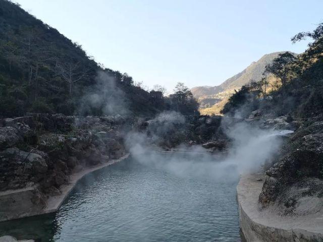 港股石油股大涨!三桶油集体拉升中石油涨超7%